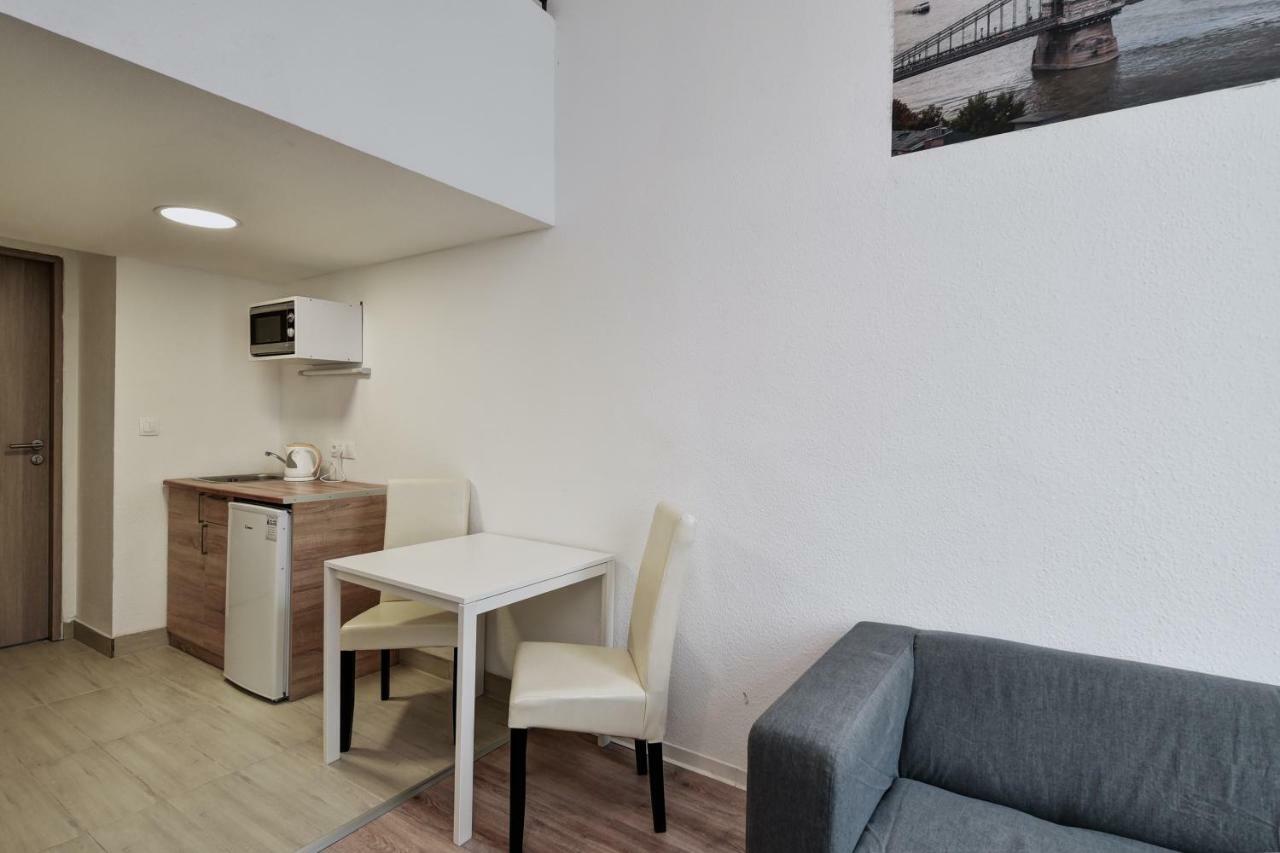Heart Of Downtown Apartment 布达佩斯 外观 照片