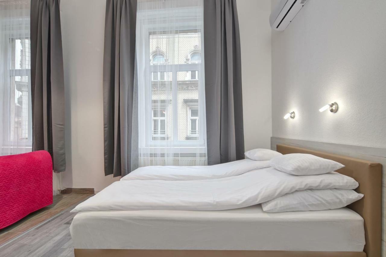 Heart Of Downtown Apartment 布达佩斯 外观 照片