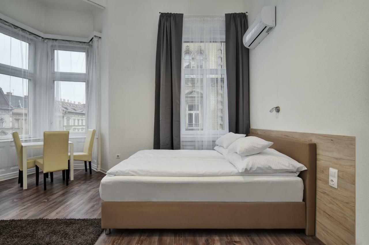 Heart Of Downtown Apartment 布达佩斯 外观 照片